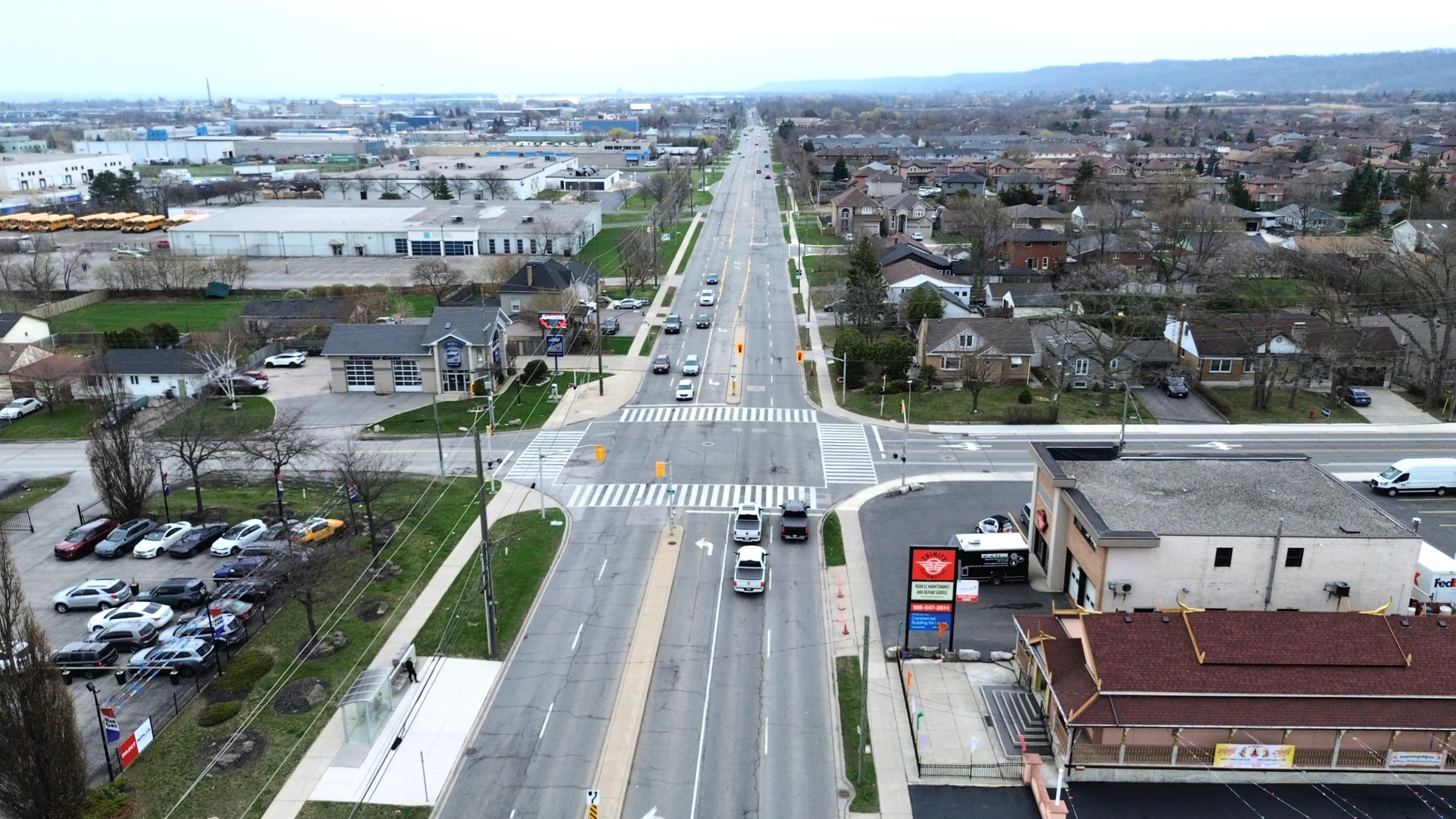 520 Barton Street - Gallery Image 2